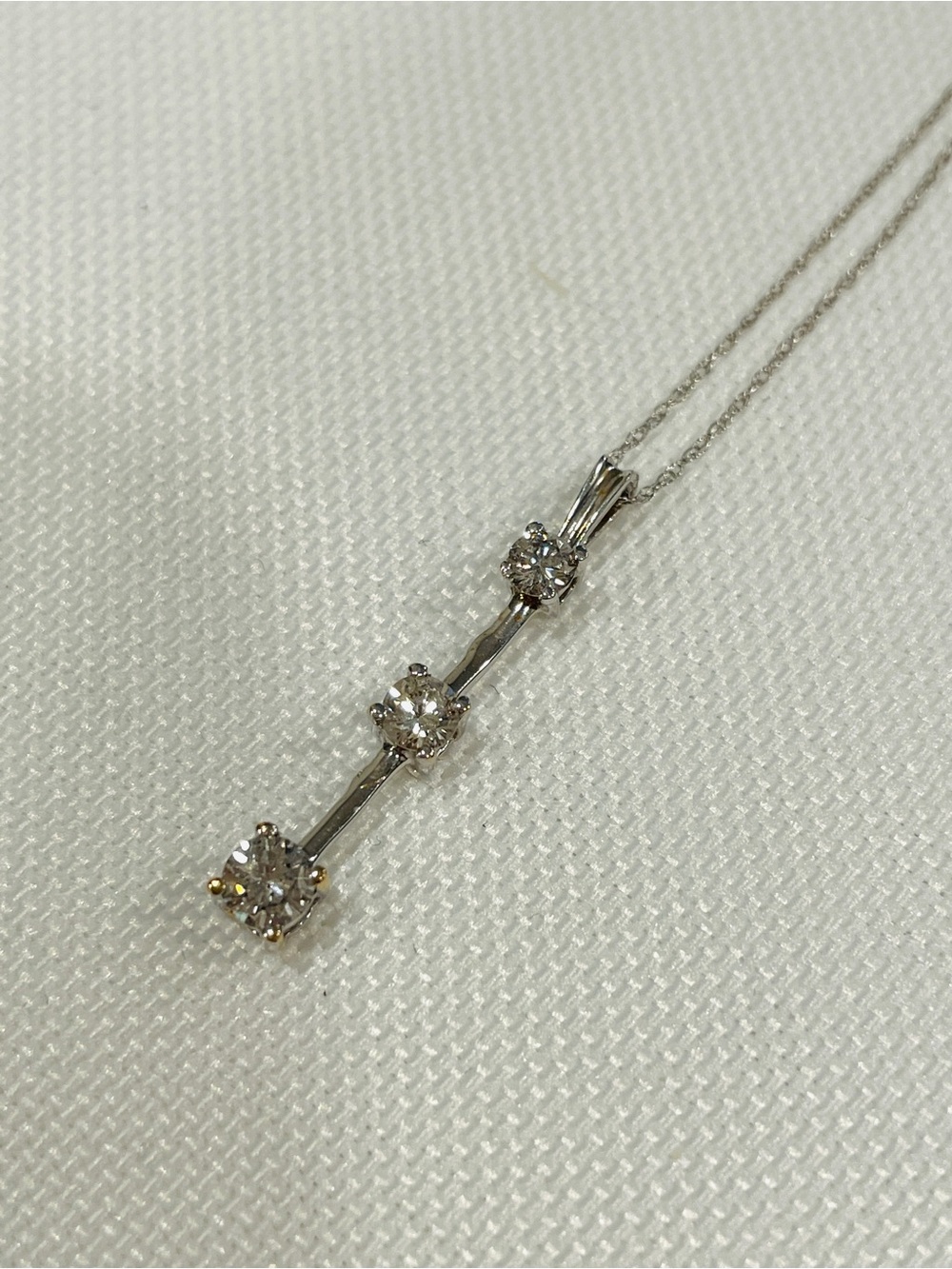 14K White Gold Natural Diamond Three Stone Past Present Future Pendant Necklace